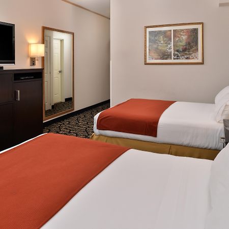 Holiday Inn Express & Suites Tacoma South - Lakewood By Ihg Eksteriør billede