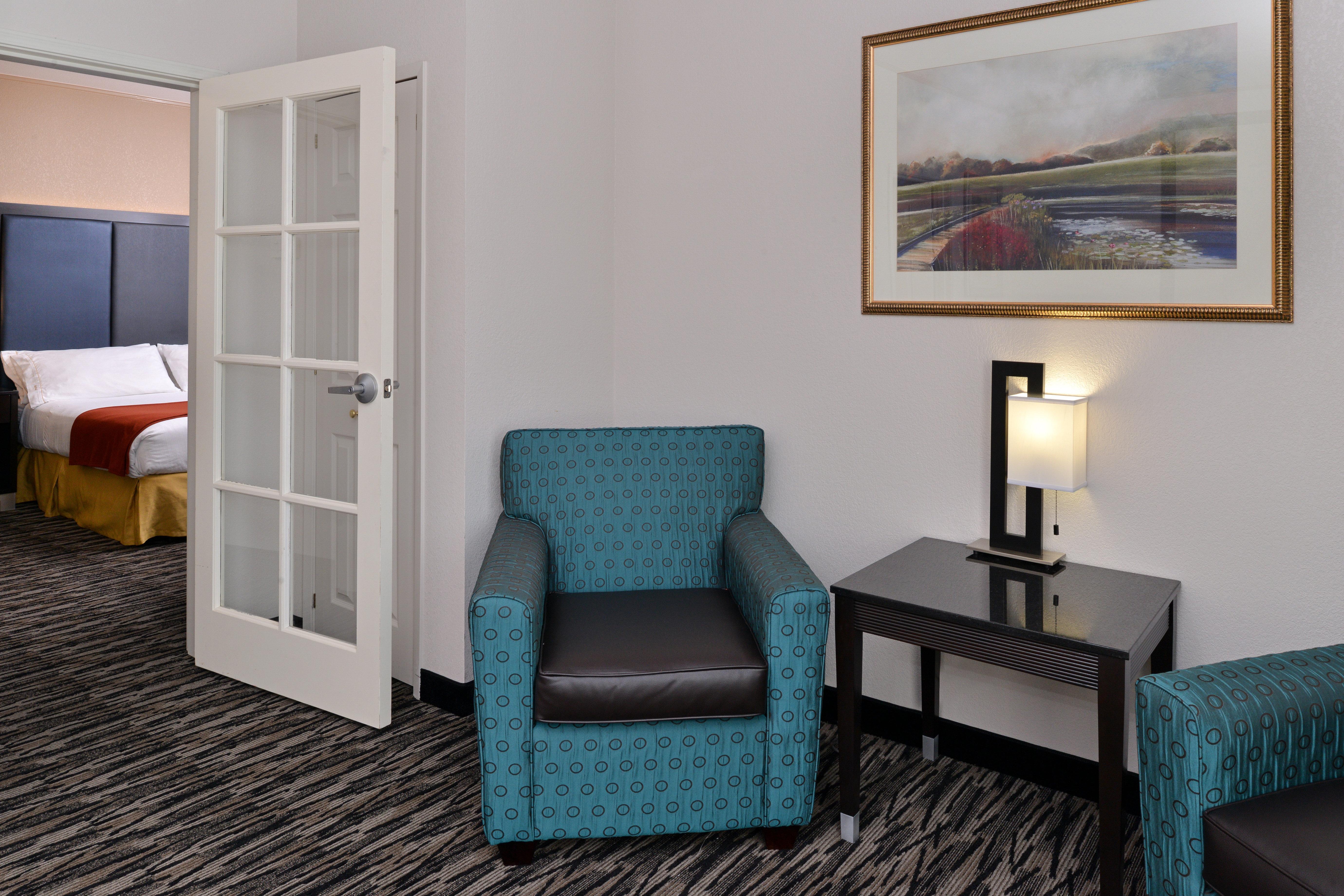 Holiday Inn Express & Suites Tacoma South - Lakewood By Ihg Eksteriør billede