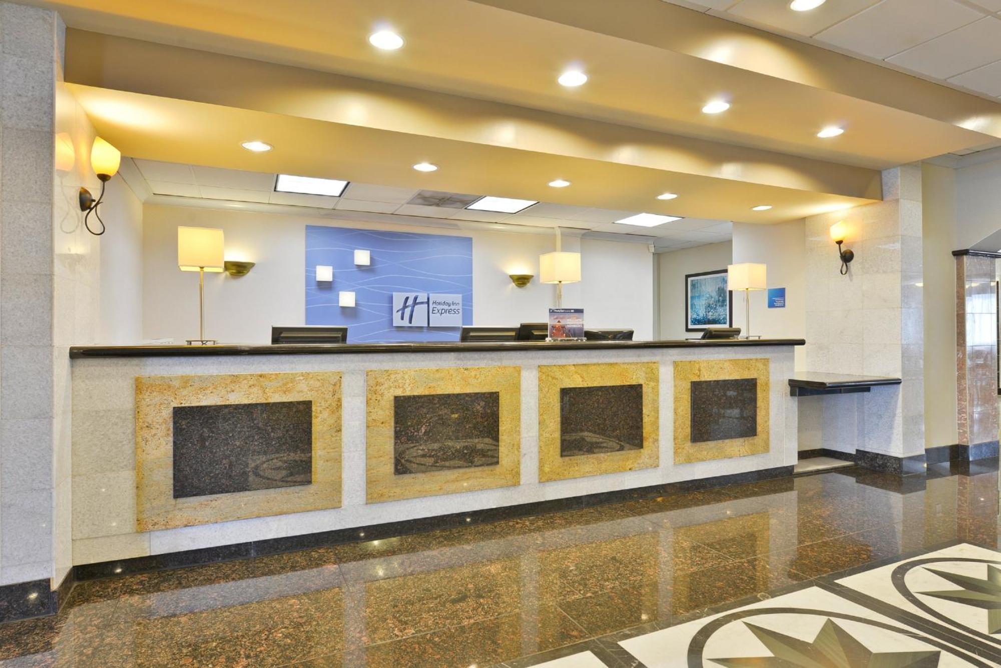 Holiday Inn Express & Suites Tacoma South - Lakewood By Ihg Eksteriør billede