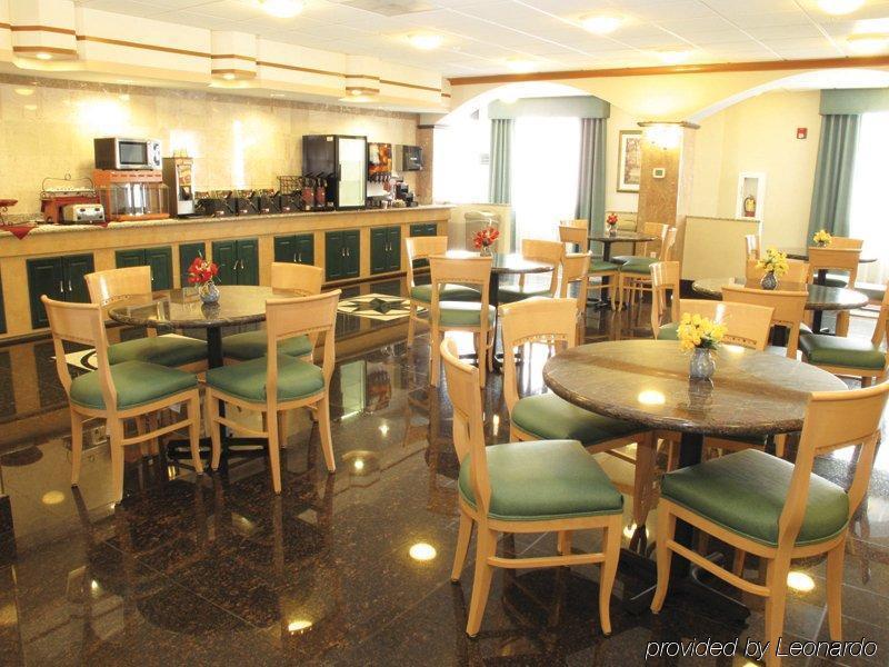 Holiday Inn Express & Suites Tacoma South - Lakewood By Ihg Restaurant billede